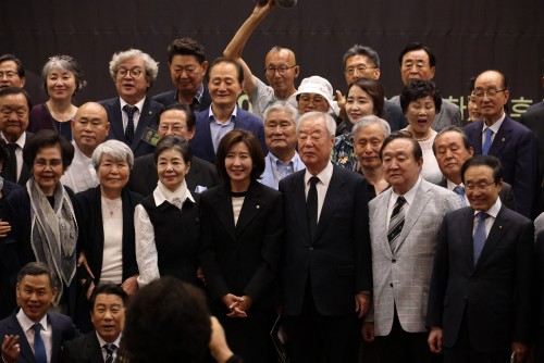 탄생 100주년 기념식